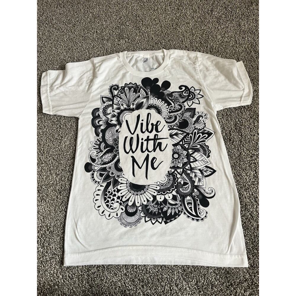 Electro Threads Women's Small XS Floral Graphic Short Sleeve Tee White K